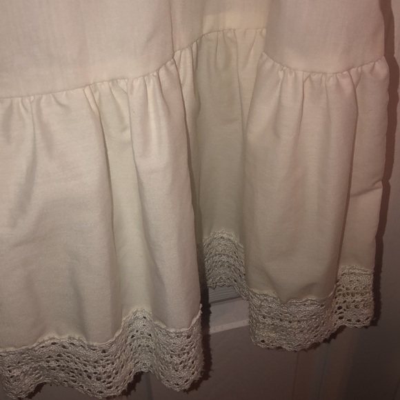 Vintage Half Slip with Large Ruffle at Hemline - Cottagecore - Picture 2 of 5